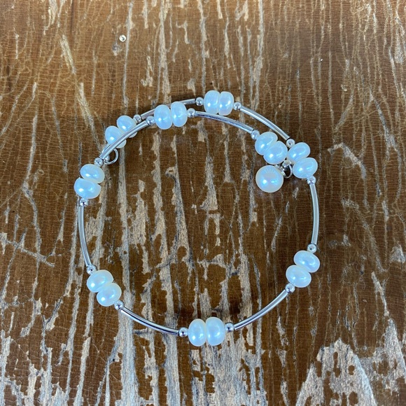 Vantel pearls wrap bracelet - Picture 2 of 2